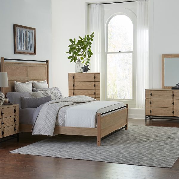 Abshire 5 Piece Bedroom Set - Queen Wood Headboard
